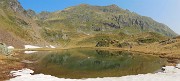 34 Al Lago di Ponteranica inf. (2100 m circa) con Valletto a sx e Ponteranica a dx